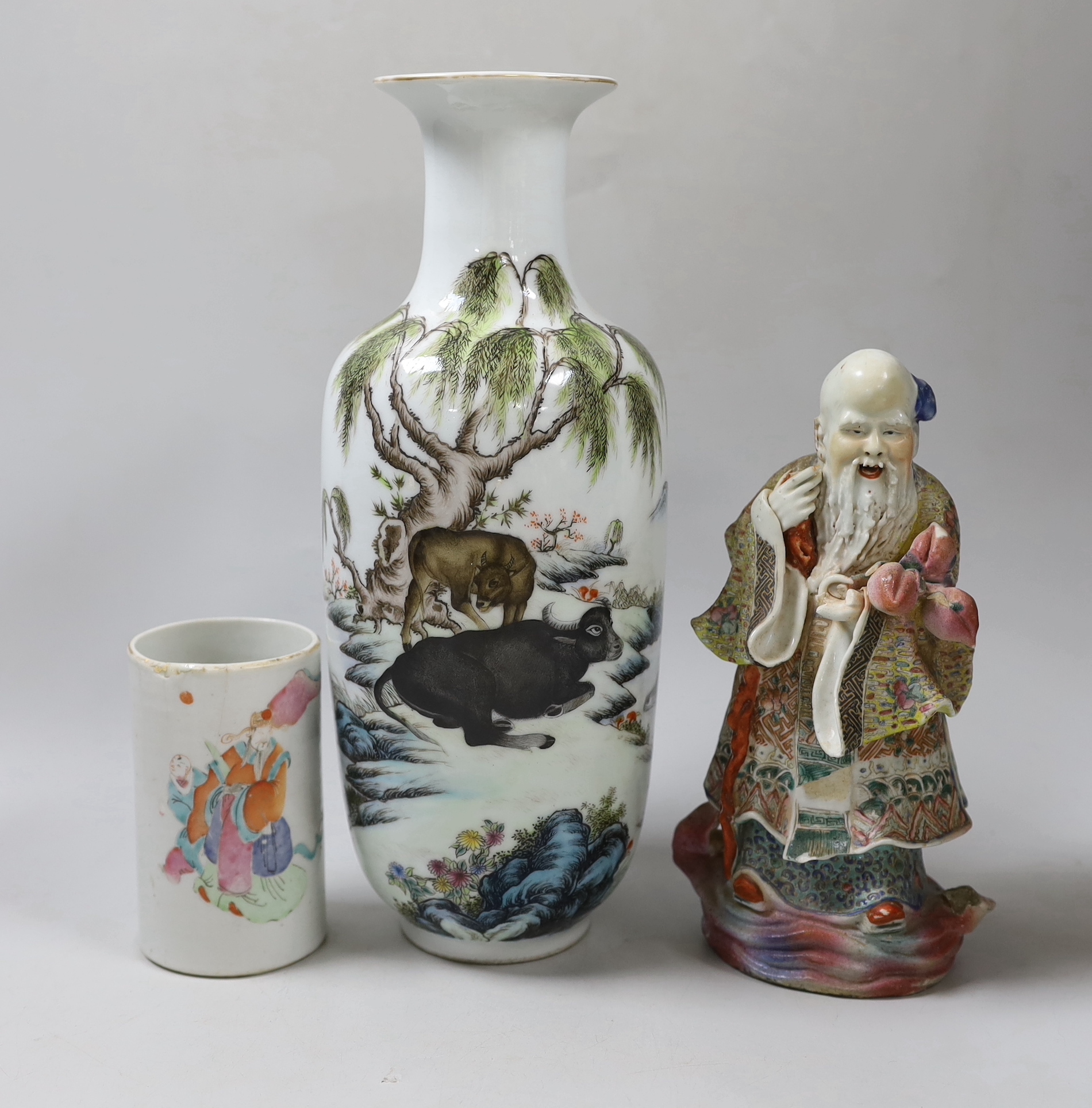 A Chinese famille verte vase, together with a Chinese figure of Shou lao, 21cm tall, and other ceramics